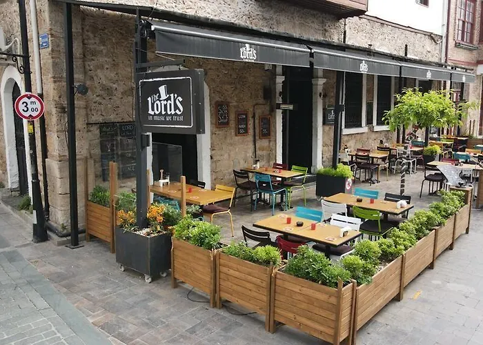 Lords & Pub Antalya