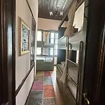 Lord's & Pub Hotel 3*
