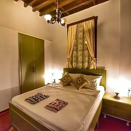 Hotel Lord's & Pub Antália