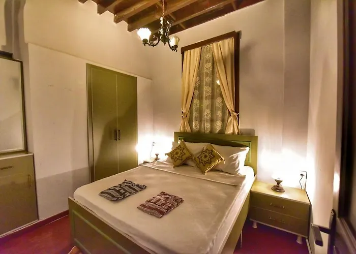 Hotel Lords & Pub 3*