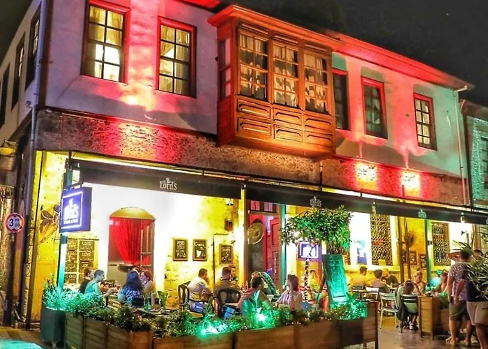 Hotel Lords & Pub Antalya