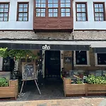 Отель Lord's & Pub Анталья